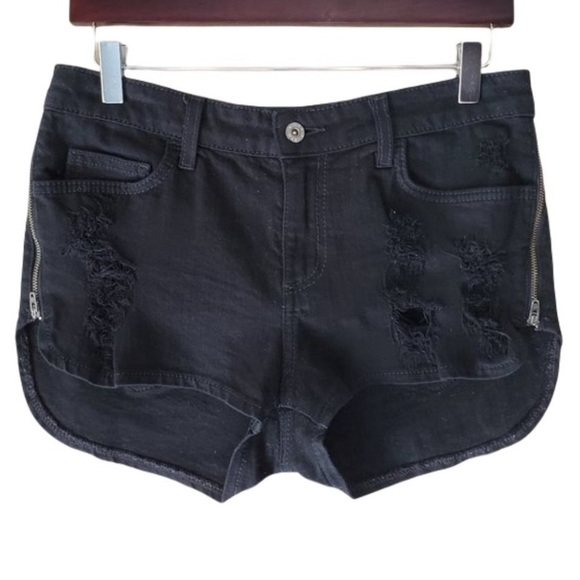 CARMAR JEAN SHORTS distressed - Picture 1 of 13